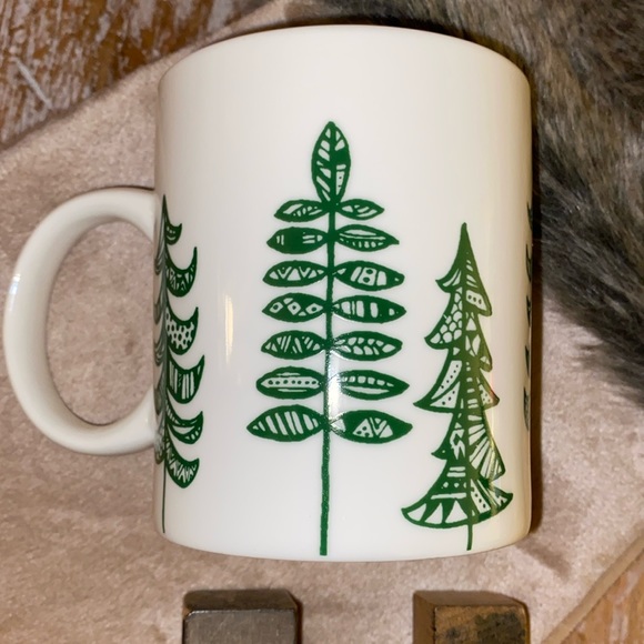 🆕🎄☕️🧜‍♀️STARBUCKS 12 oz. 2015 Christmas Tree🎄 Ceramic Coffee Mug - Picture 7 of 8